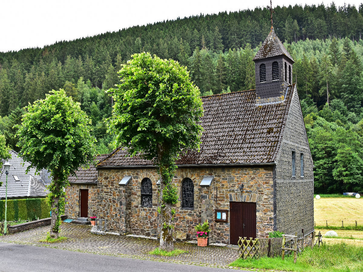 Die Kapelle St. Hubertus in Erkensruhr / Eifel im Bistum Aachen