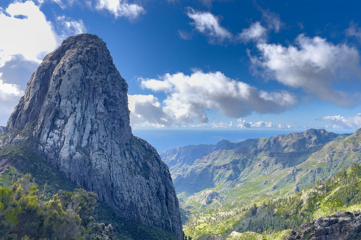 Ausblick auf den Roque de Agando auf der wunderschönen spanischen Insel La Gomera