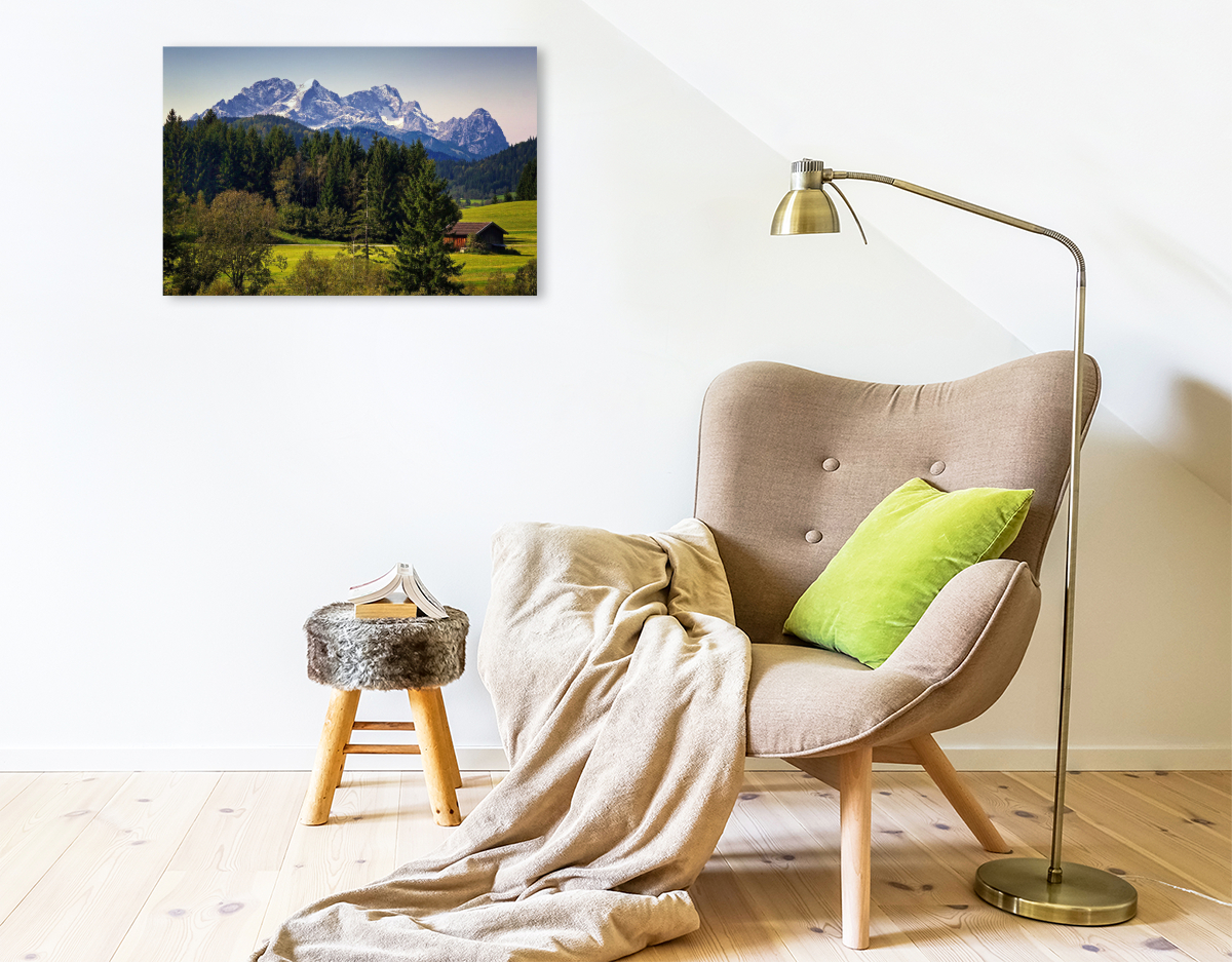 Blick auf die Alpspitze und Zugspitze.