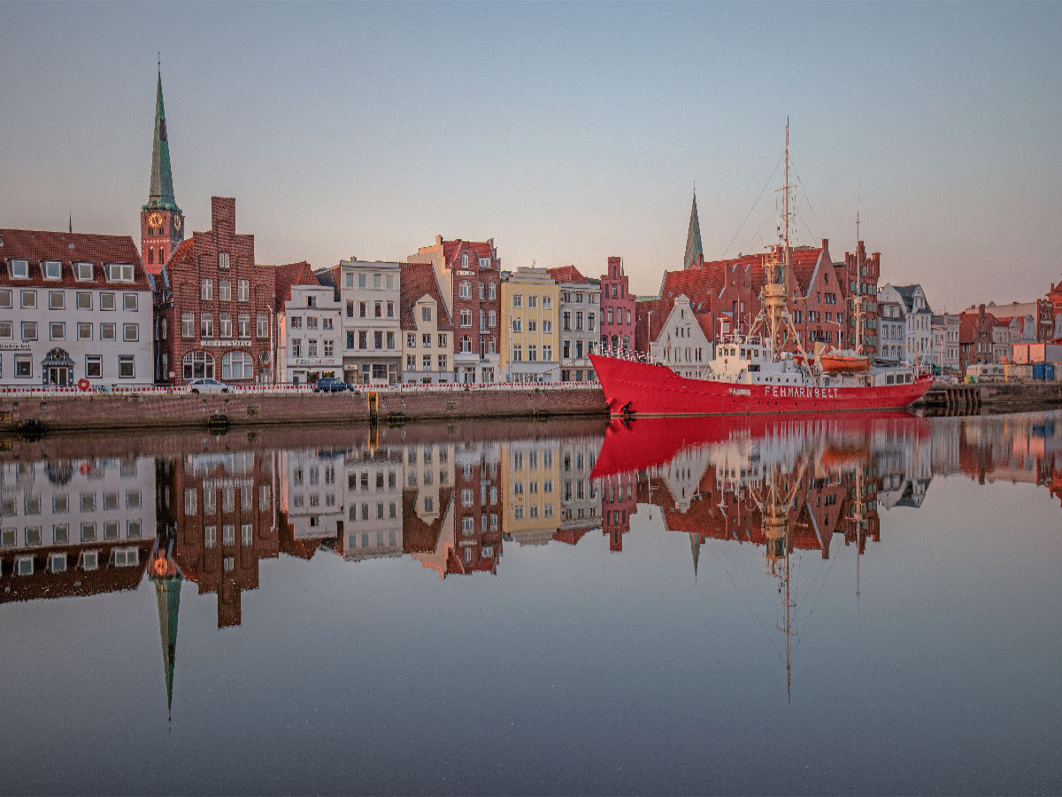 Feuerschiff Fehmarnbelt an der Untertrave in Lübeck