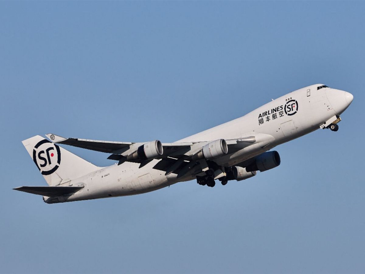 B-2426 - SF Airlines - Boeing 747-40BERF