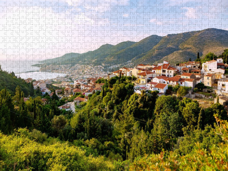 Samos-Stadt mit Blick auf die Bucht von Vathy
