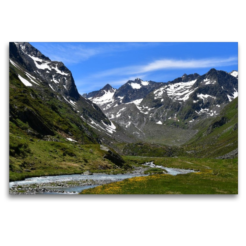 Schöne Landschaft mit Bergen oberhalb der Franz-Senn-Hütte im Stubaital