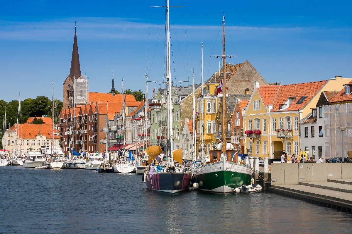 Segelboote am Hafen von Sonderborg, Dänemark
