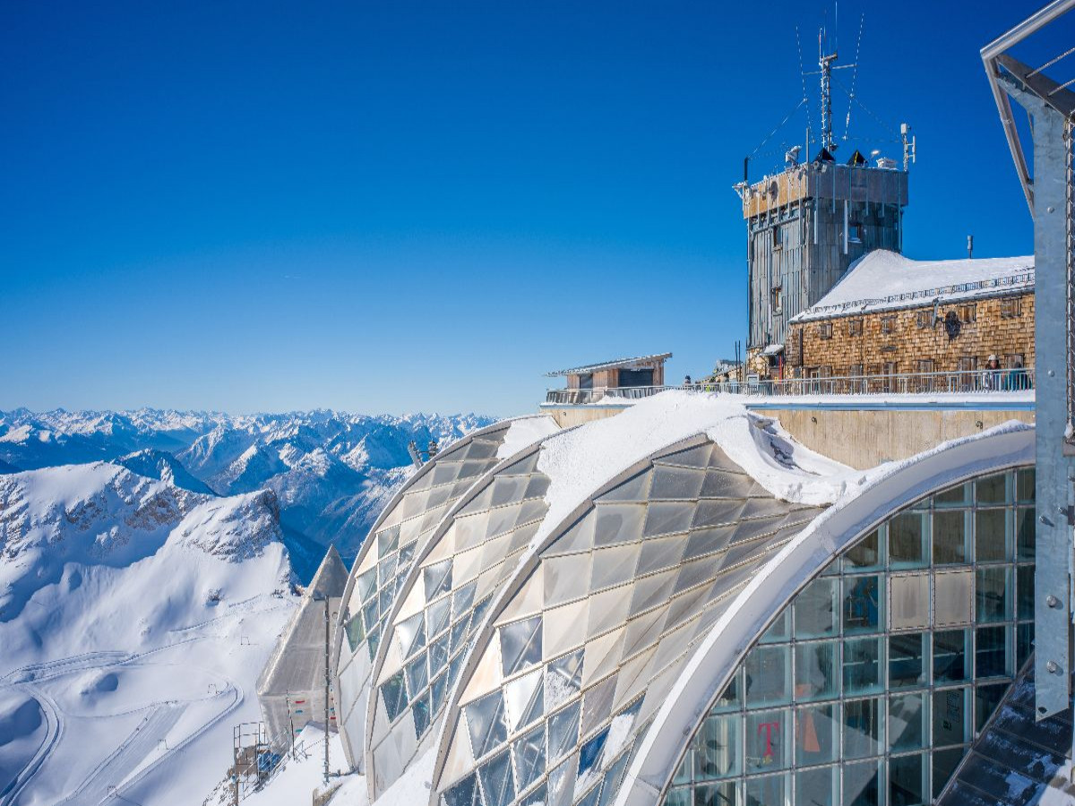 Zugspitze - Blick von der Bergstation der Gletscherseilbahn