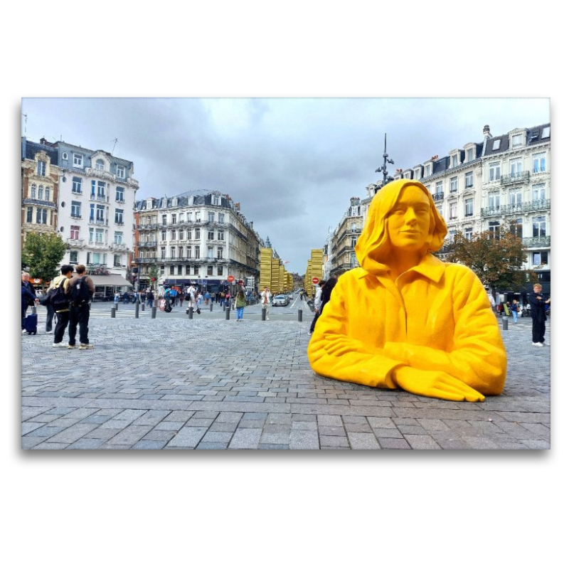 Lille, 'Romy' vor dem Bahnhof Lille Flandres