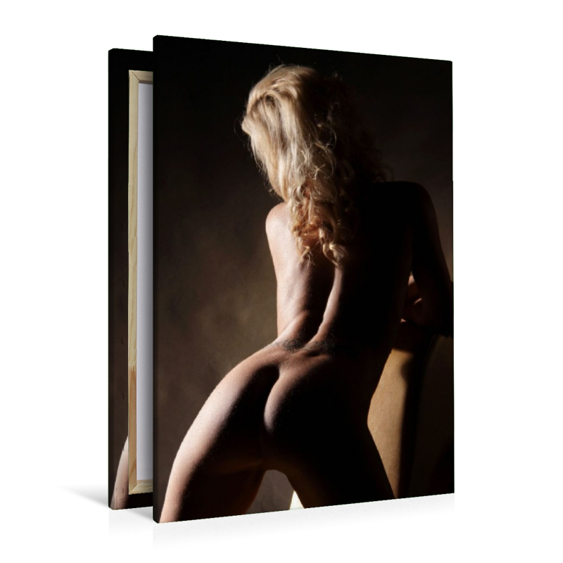 Blonder Hüftschwung