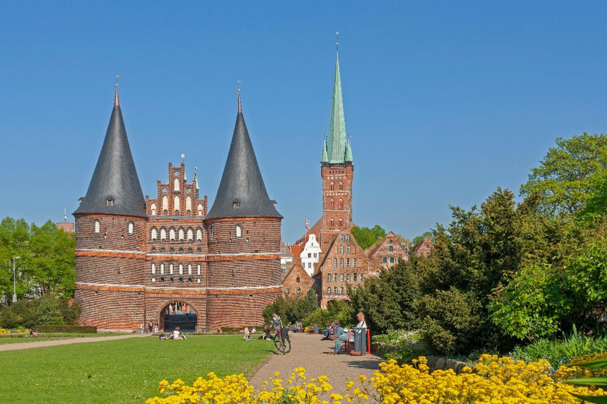 Holstentor, Petrikirche, Salzspeicher, Lübeck
