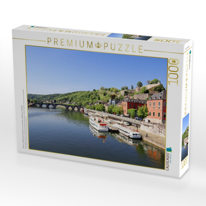 Namur, Wallonisches Parlament an der Maas und Blick zur Zitadelle