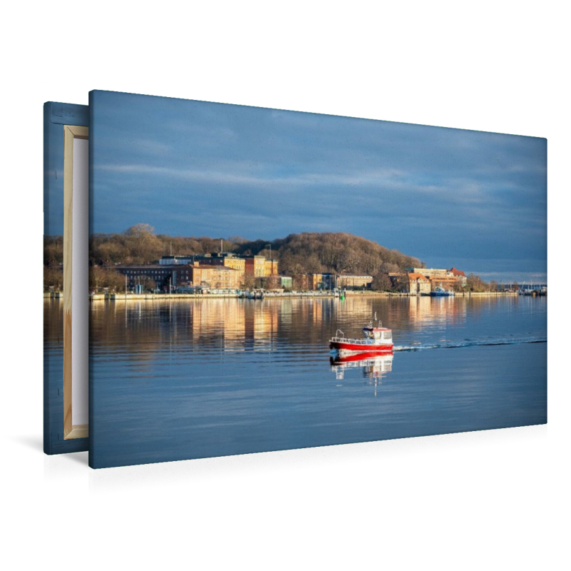 Kieler Landtag über die Förde gesehen