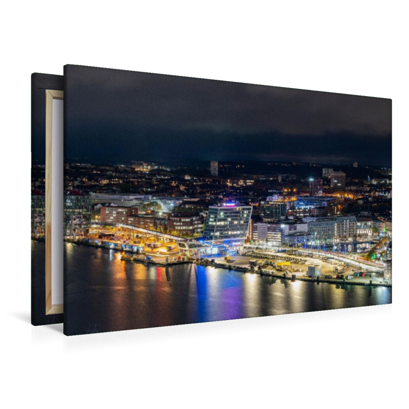 Bootshafen von oben – funkelnde Lichter im Dunkeln