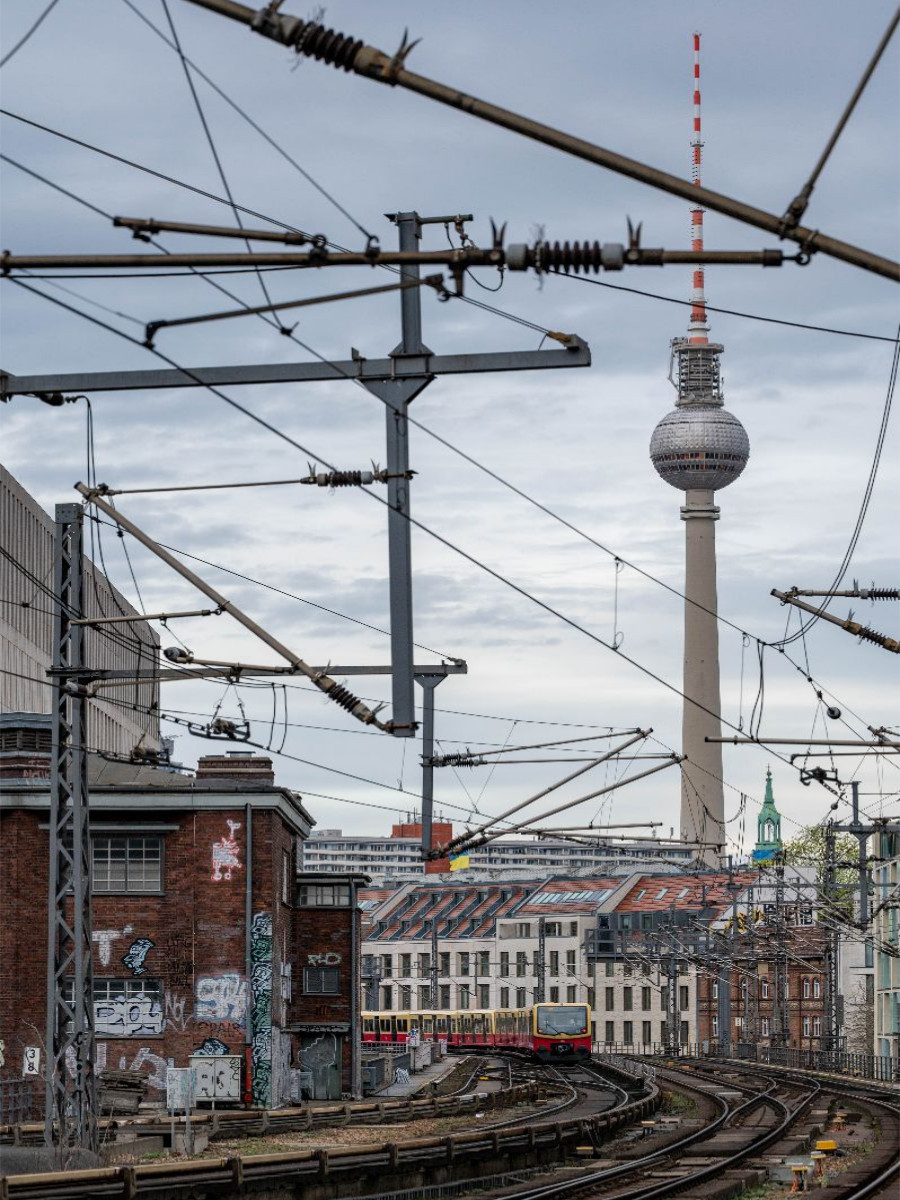 Anfahrt S-Bahn Friedrichstraße