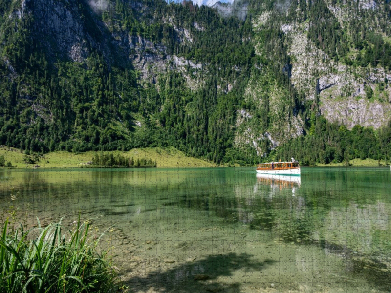 Salet: Boot in der Spiegelung