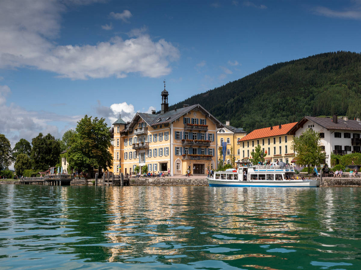 Ein Motiv aus dem Kalender Tegernsee - Im Herz der Natur