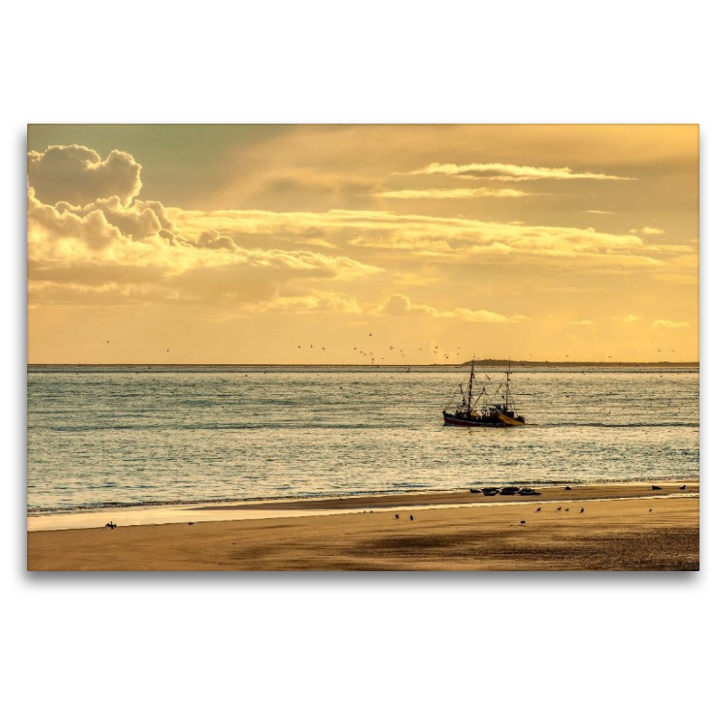 Ruhige Wellen, goldene Luft