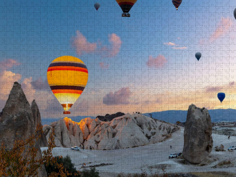 Feuerballon über Kappadokien