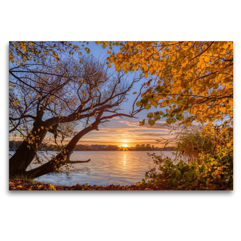 Goldener Herbstabend am Tiefwarensee