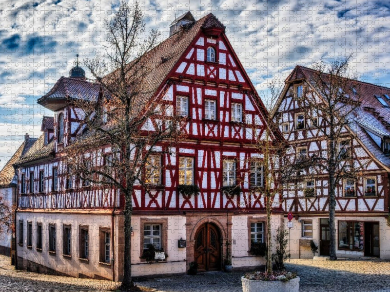 Altes Rathaus - Nord-/Ostseite am Marktplatz in Herzogenaurach, Bayern