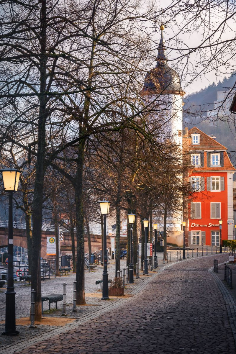 Auffahrt zum Brückentor Heidelberg