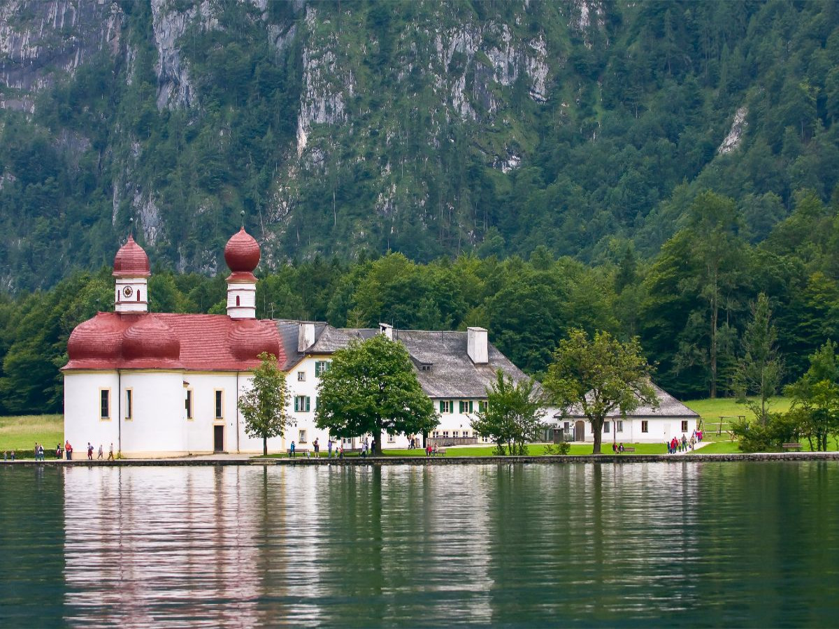 Wallfahrtskirche St. Bartholomäus, Königssee, Berchtesgadener Land, Bayern, Deutschland