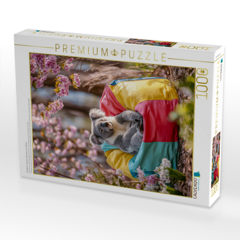 Koalabär im bunten Sitzsack unter Blüten