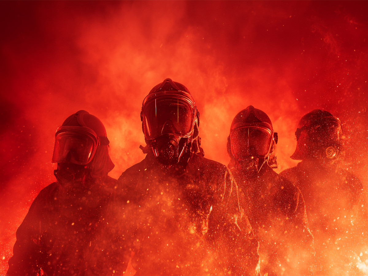 Feuerwehrmänner im Feuer