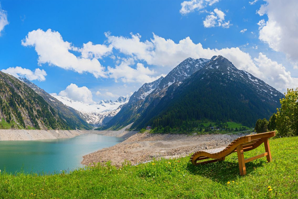 Sonnenliege am Schlegeisspeicher