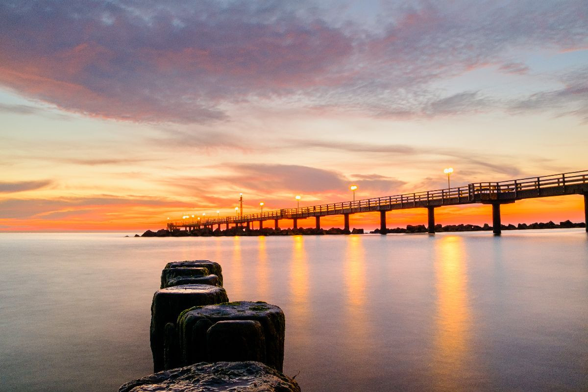 Wustrow zur Blauen Stunde.