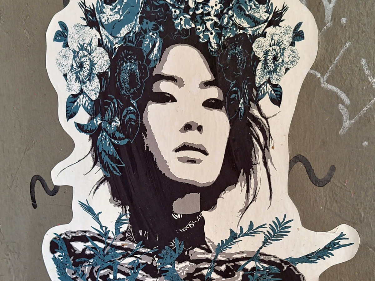 'Kleinkunst' auf einer Hauswand in Köln