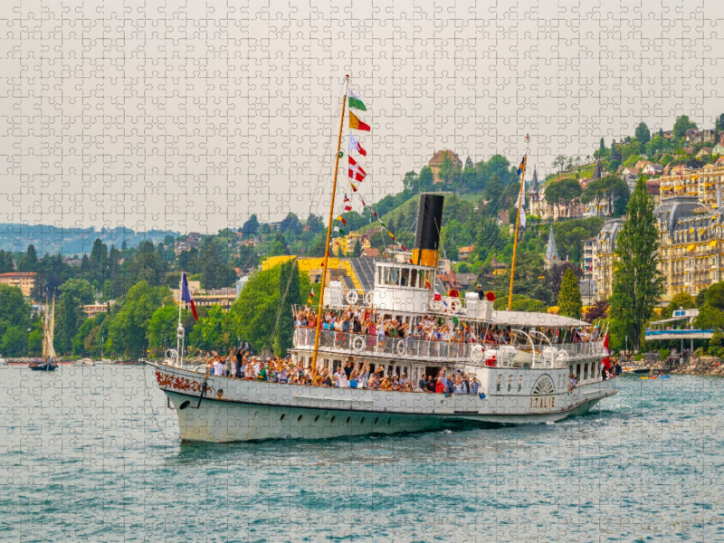 Schaufelradschiff Italie während der Parade in Montreux