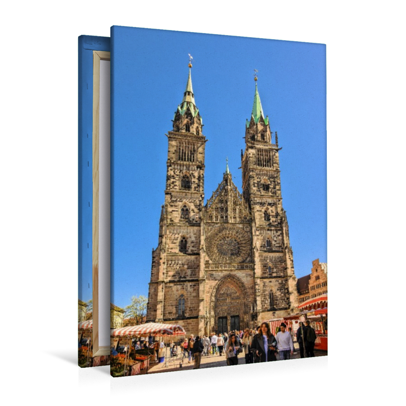 Westfassade der Lorenzkirche (St. Lorenz) mit der steinernen Rosette, Nürnberg, Bayern