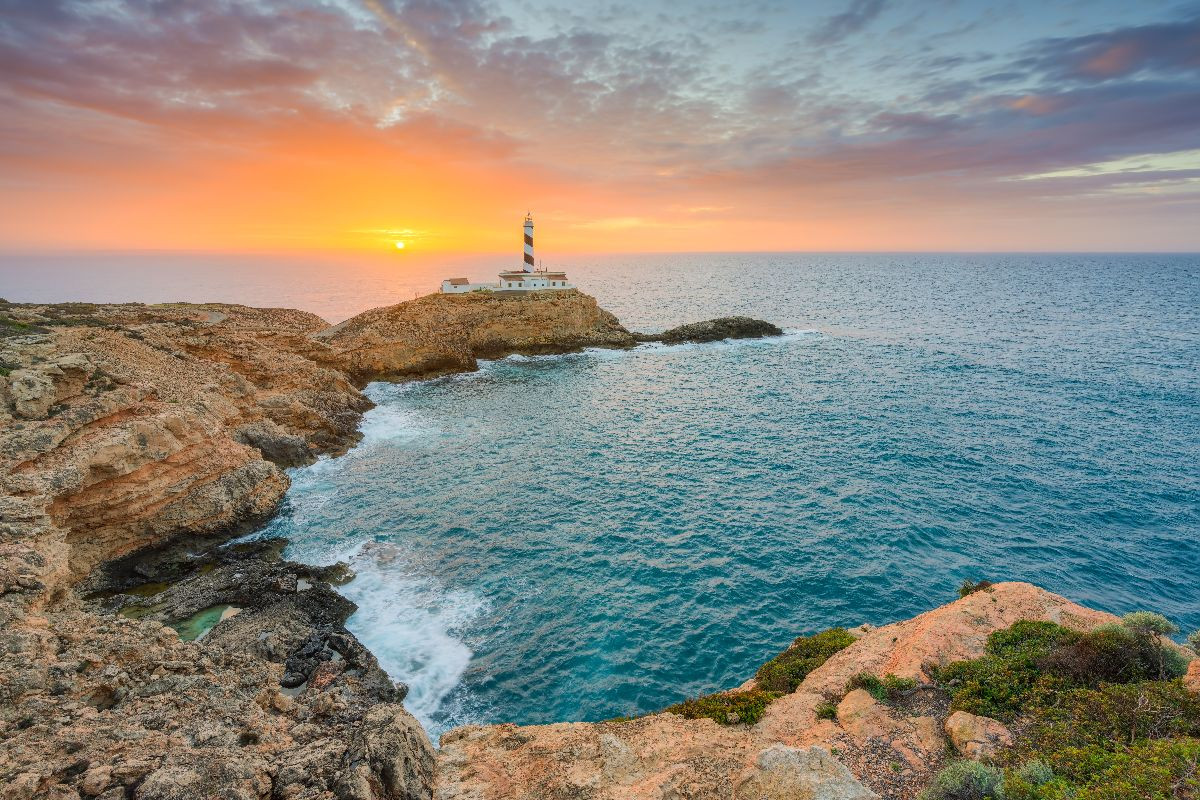 Sonnenaufgang am Faro de Cala Figuera auf Mallorca