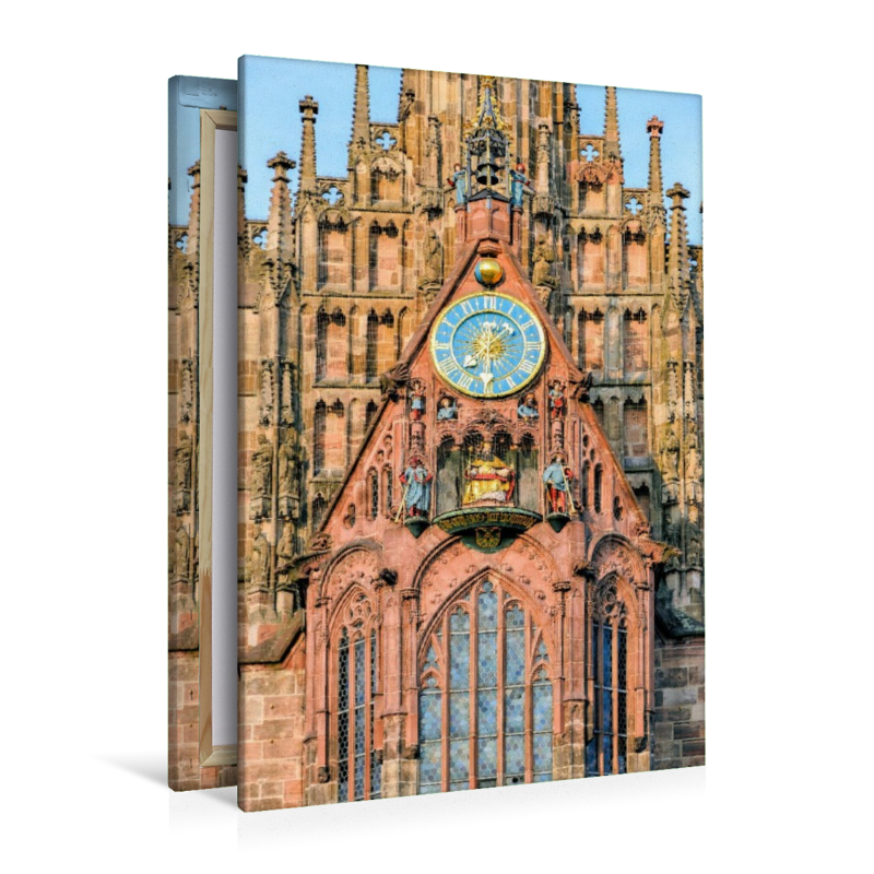Männleinlaufen - kunstvolle astronomische Uhr am Westgiebel der Frauenkirche am Hauptmarkt in Nürnberg, Bayern