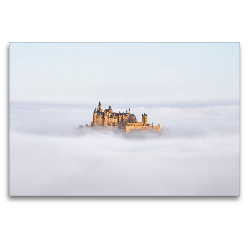Burg Hohenzollern im Nebelmeer