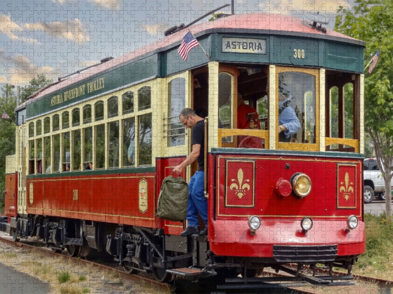 Diese historische Straßenbahn ist Teil der Astoria Riverfront Trolley-Flotte in Astoria, Oregon