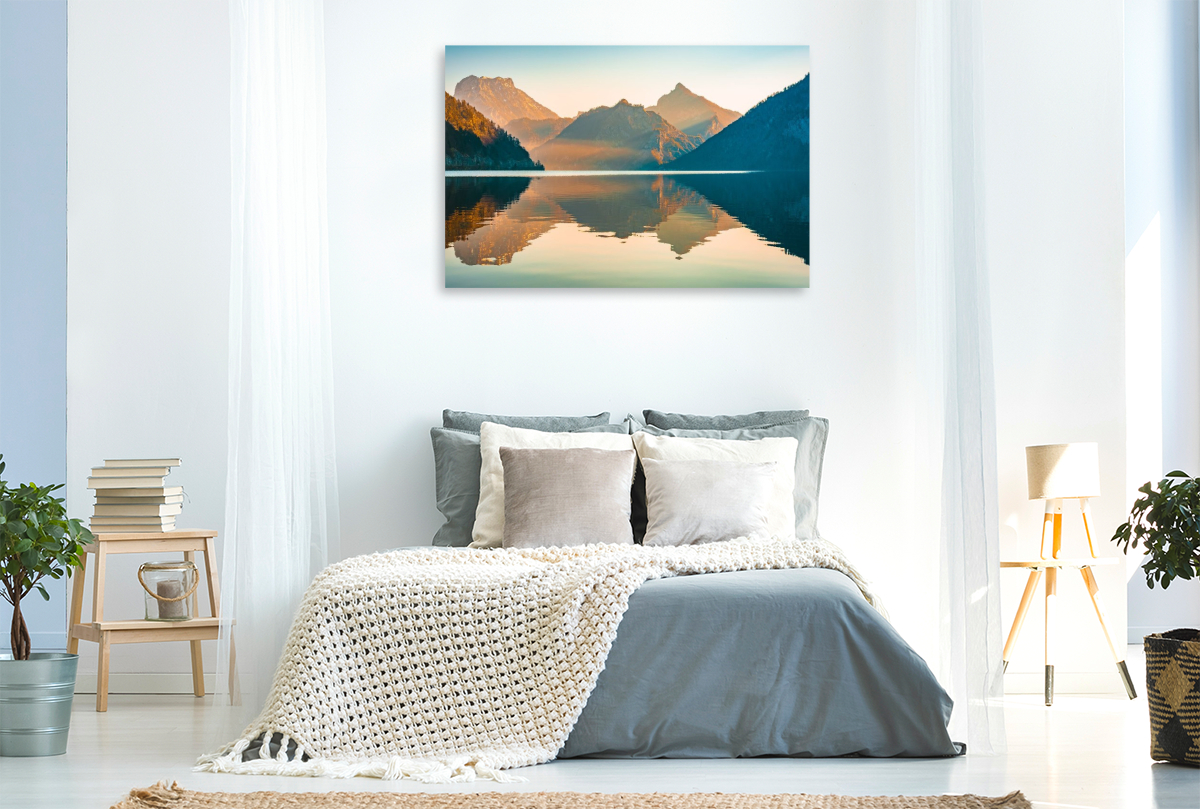 Traunsee mit Traunstein und Totem Gebirge