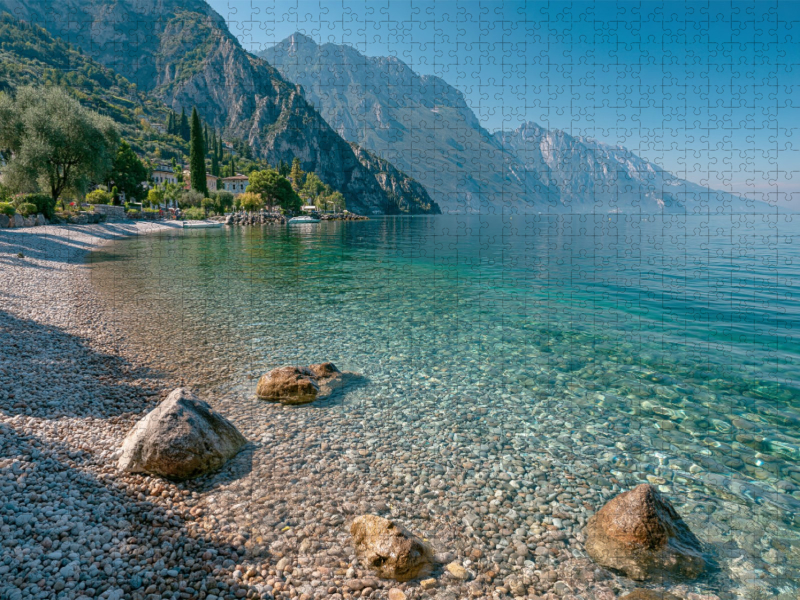 Gardasee – Sonniger Sommertag am Kiesstrand