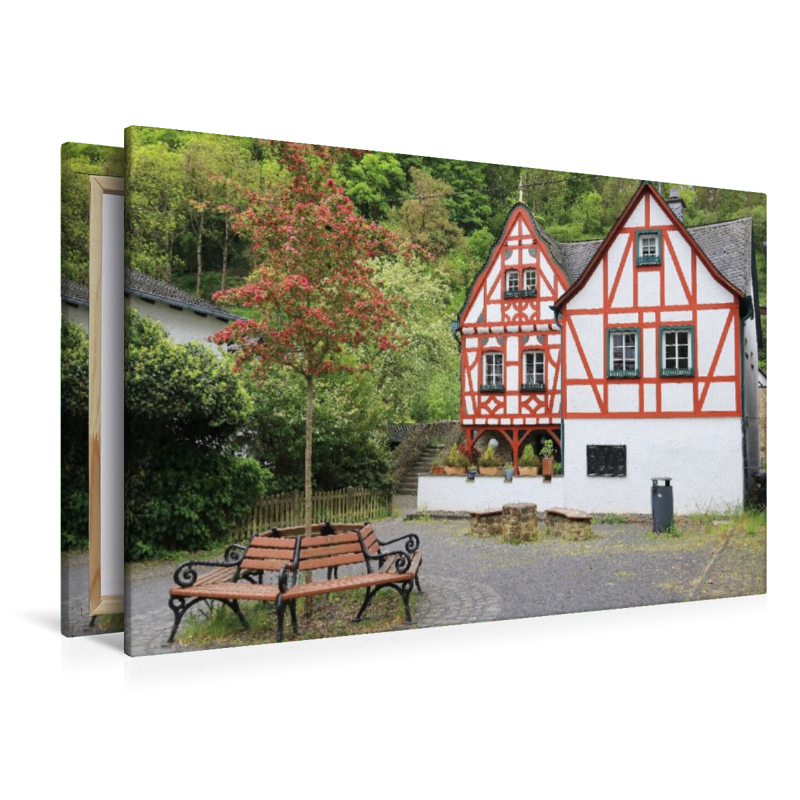 Monreal, Fachwerkdorf in der Eifel