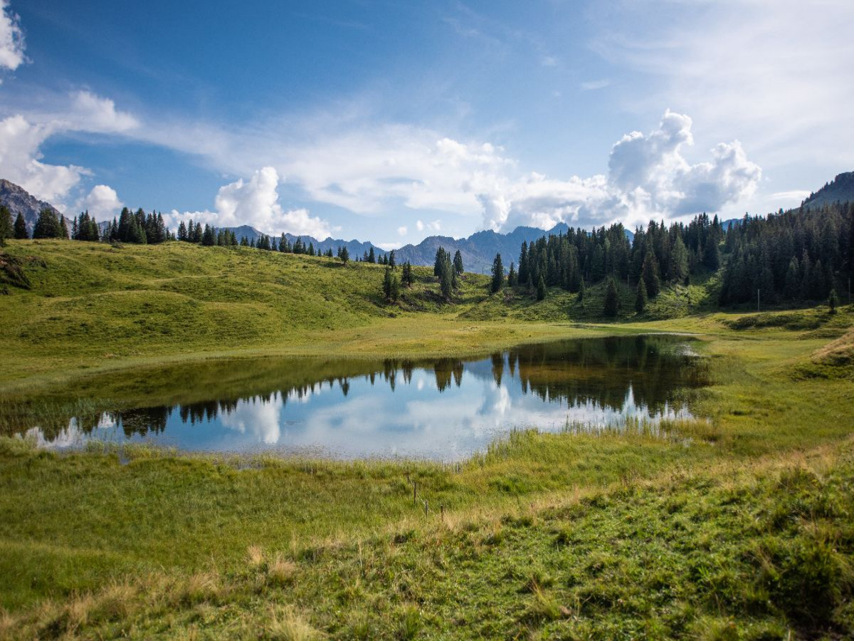Unterer Prätschsee in Arosa in den Schweizer Alpen