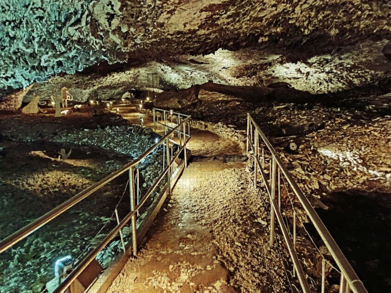 Barbarossahöhle - unterirdischer See