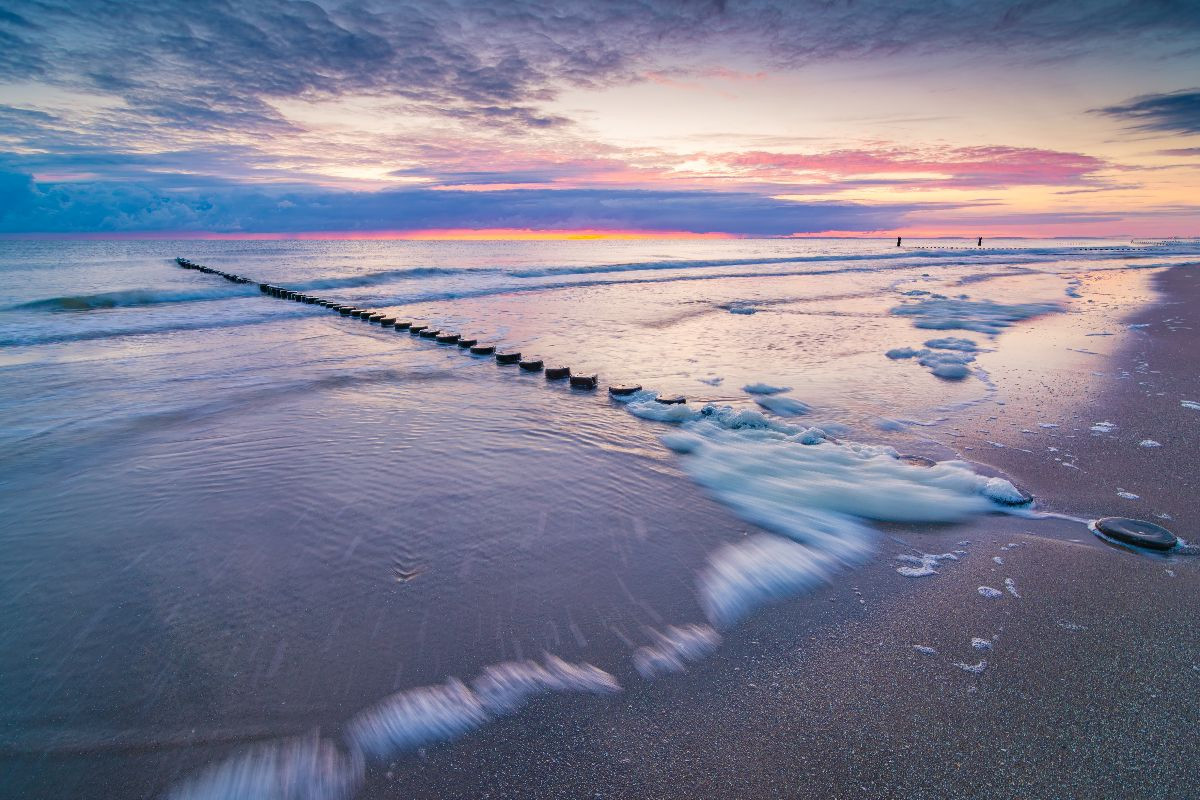 Morgendämmerung am Strand