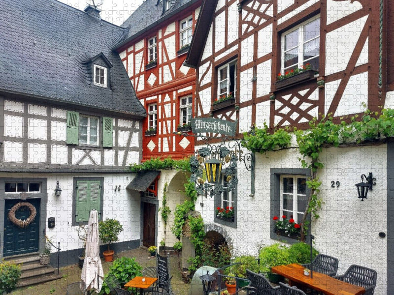 Beilstein, historischer Weinort an der Mosel