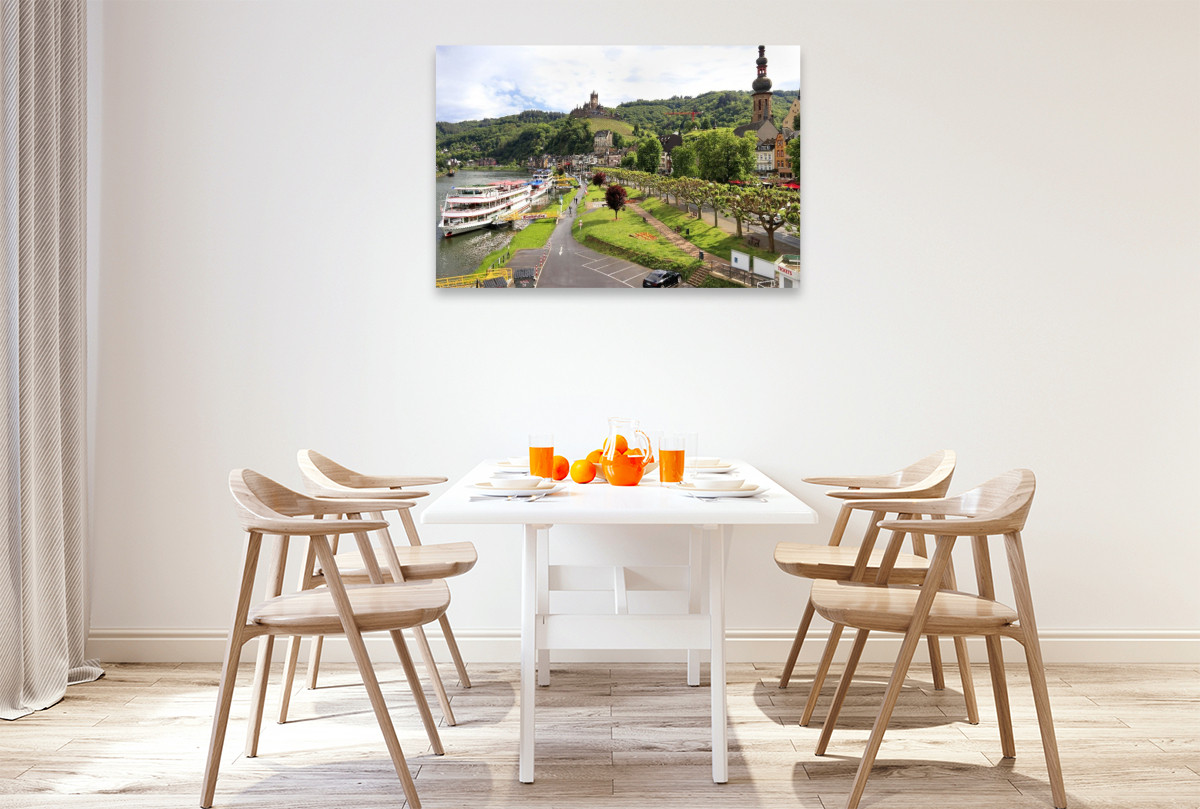 Cochem, Blick von der Skagerak-Brücke bis zur Reichsburg