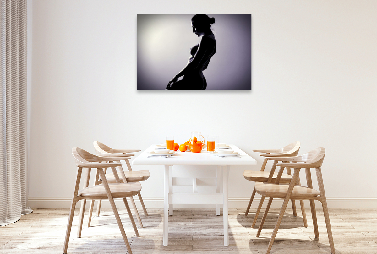 Körper als Silhouettenpoesie — Kunst, die im Kopf weitergeht.