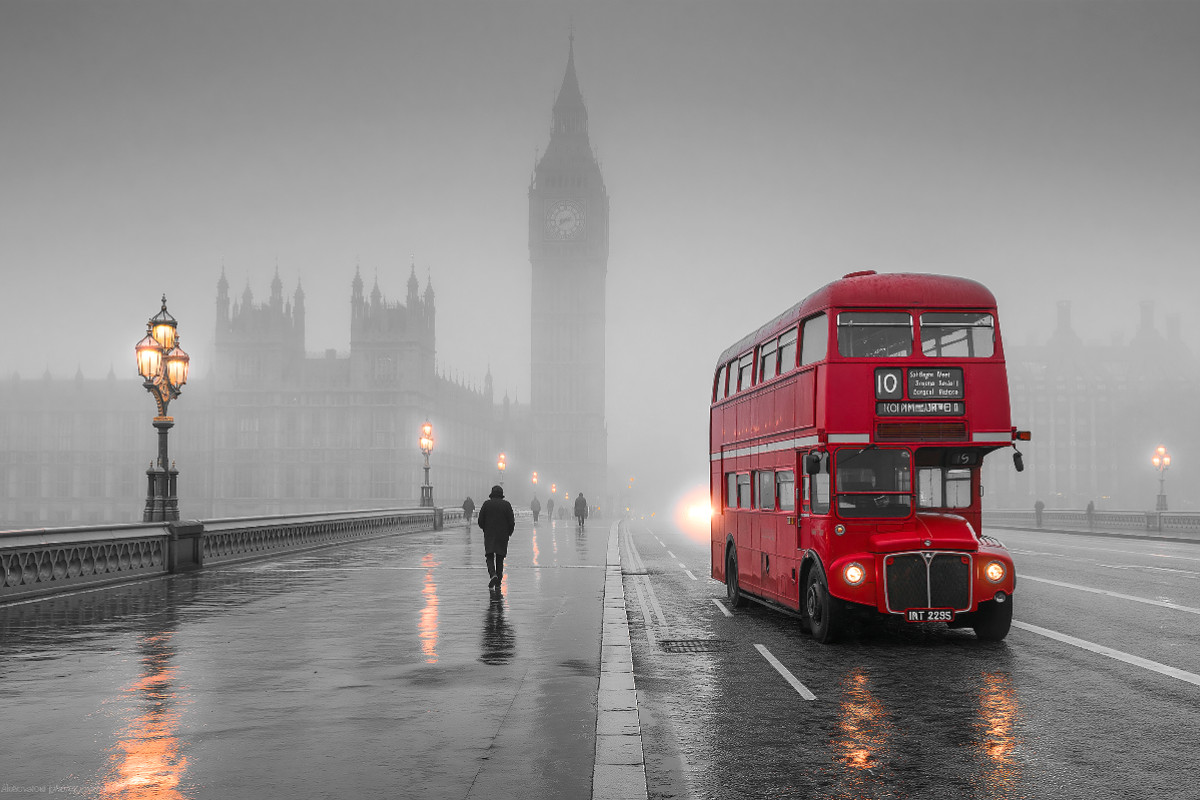 London, zeitlose Ikone im Nebel
