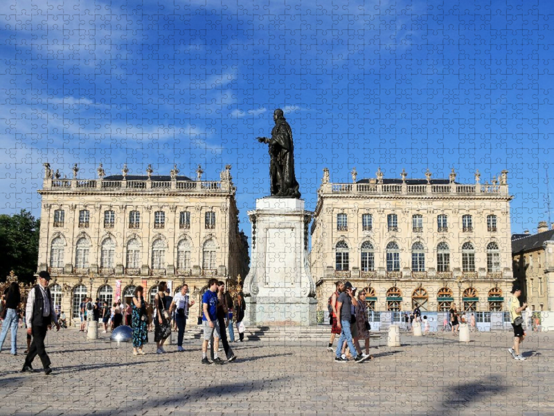 Statue von Stanislas I. auf dem Place Stanislas in Nancy