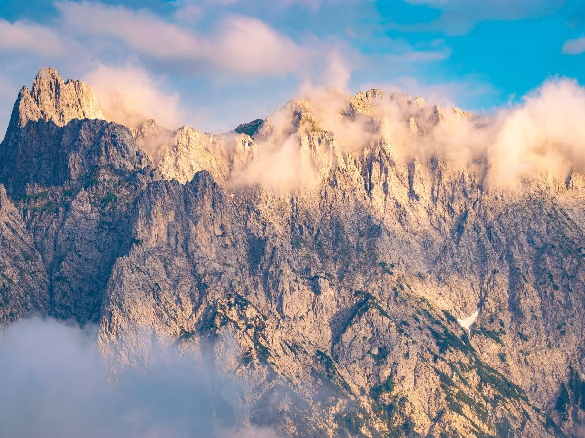 Karwendel in Wolken