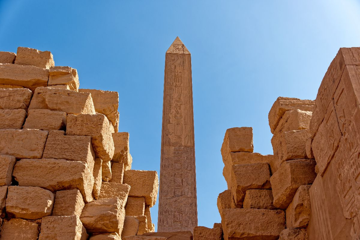 Blick auf den Obelisk von Thutmosis I. (Karnak)