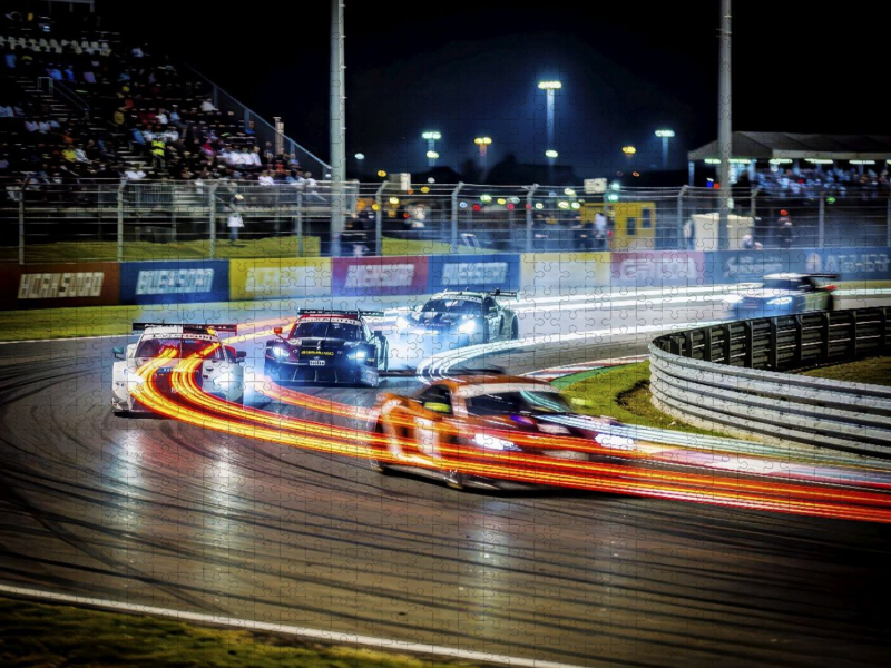 Racing pur, keine Show. Nur Druck.
