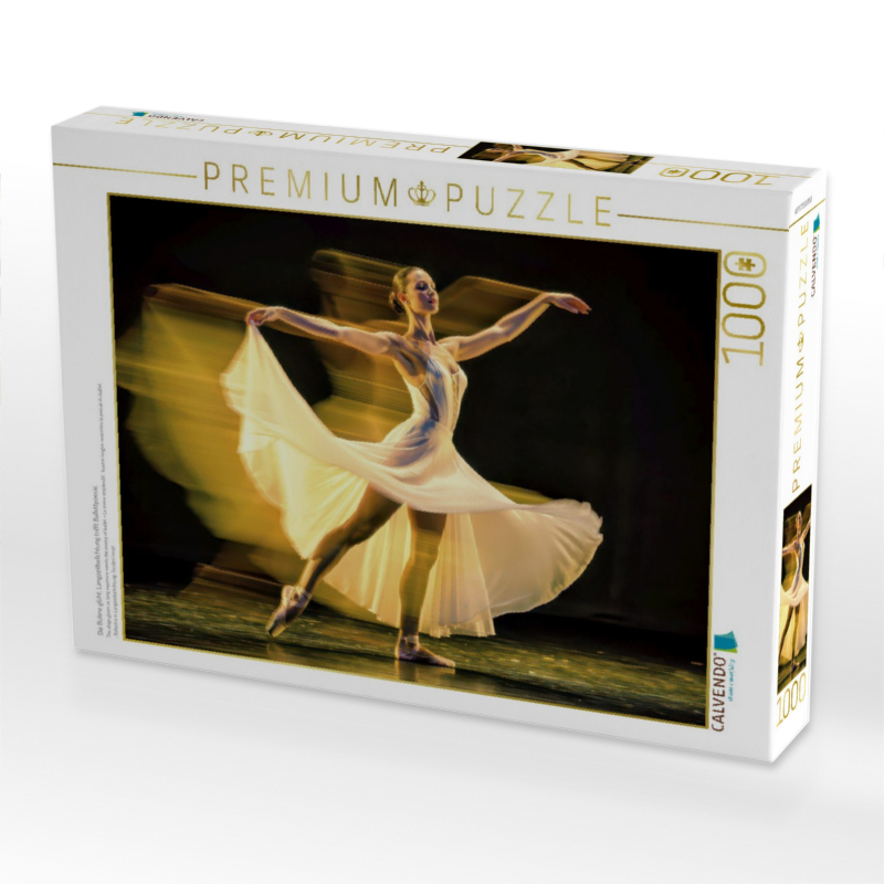 Die Bühne glüht, Langzeitbelichtung trifft Ballettpoesie.
